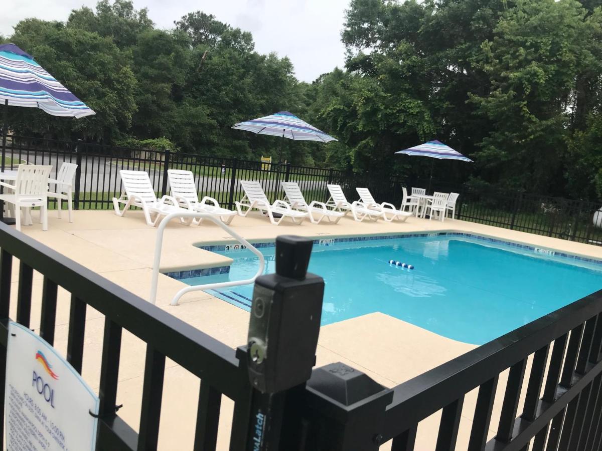 Baymont By Wyndham Lake Park Valdosta I75 Экстерьер фото